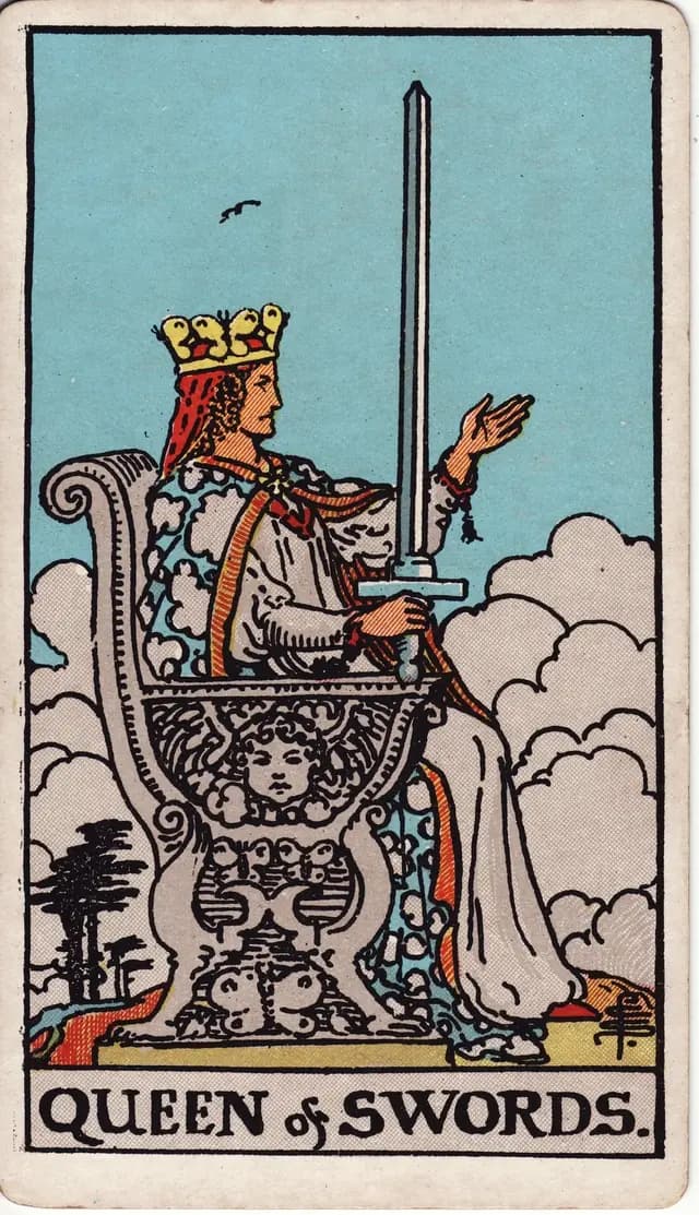 ภาพไพ่ Queen of Swords (ราชินีดาบ) จากสำรับ Rider–Waite–Smith