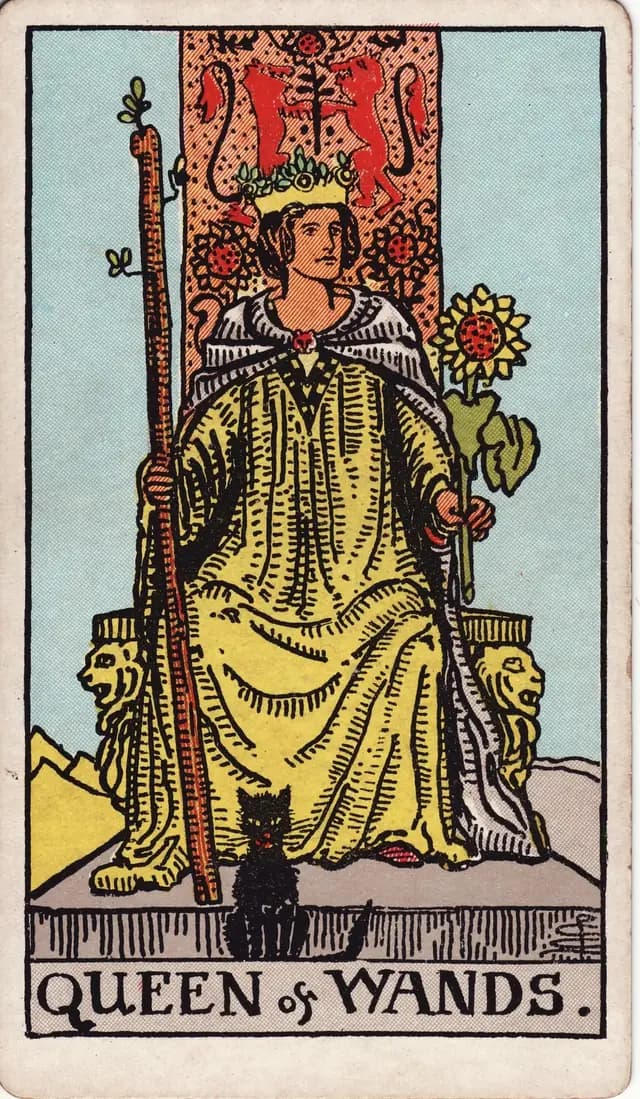 ภาพไพ่ Queen of Wands (ราชินีไม้เท้า) จากสำรับ Rider–Waite–Smith